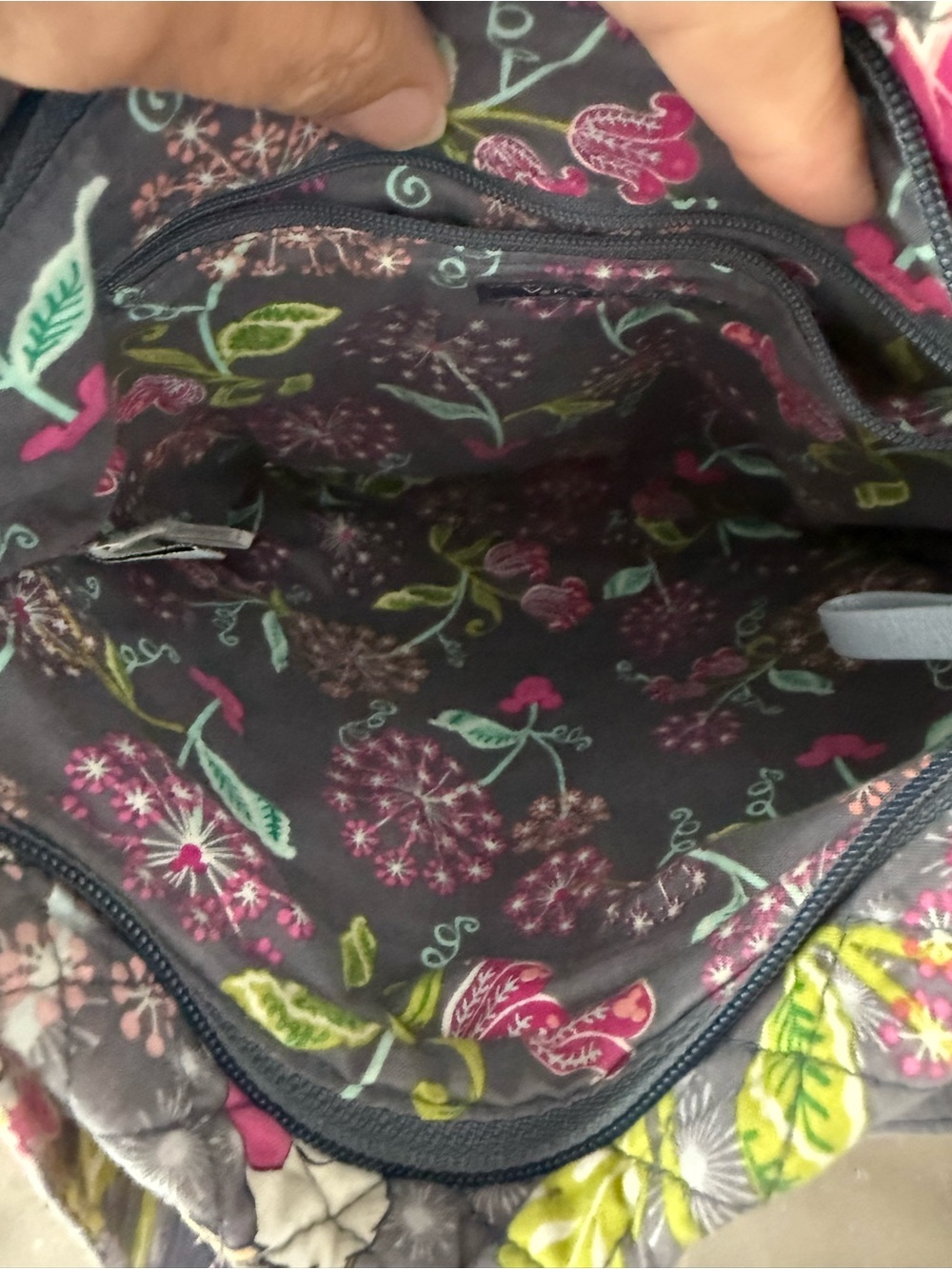 Vera Bradley X Disney Minnie Mouse and Friends Triple Zip Hipster Crossbody Bag - Picture 6 of 11